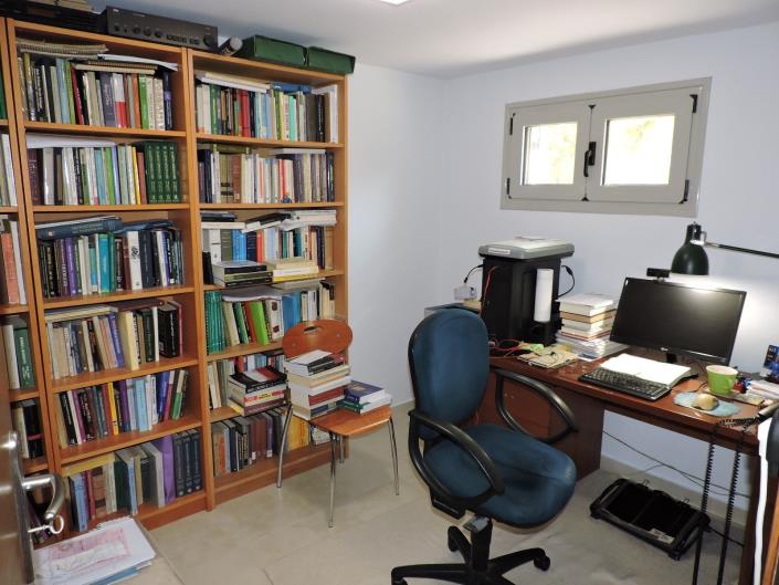 Image No.25-4 Bed Villa for sale