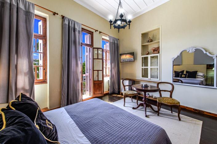 Image No.10-2 Bed House for sale