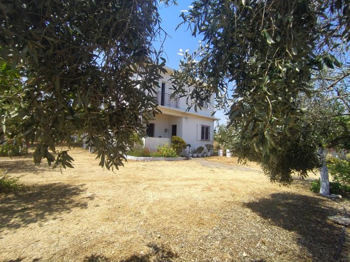 Image No.1-2 Bed House for sale