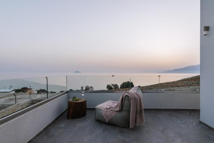 Image No.2-5 Bed Villa for sale