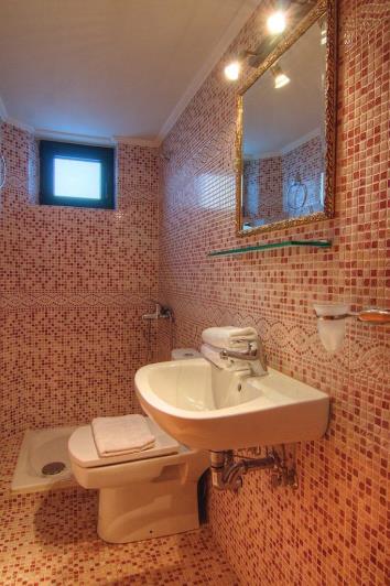 Image No.9-4 Bed Villa for sale