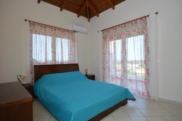 Image No.30-4 Bed Villa for sale