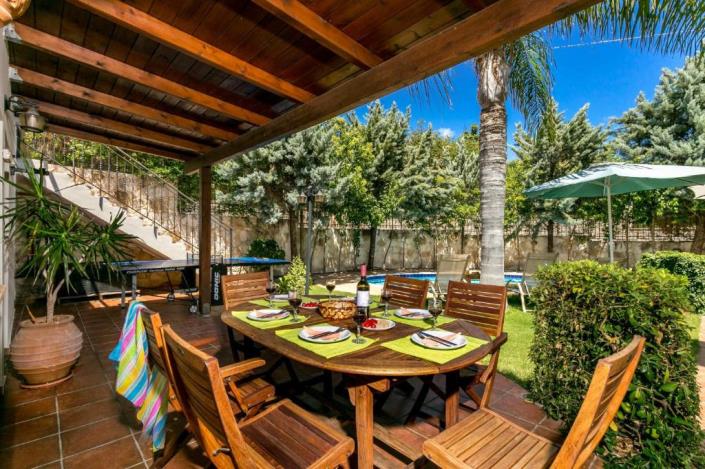 Image No.10-4 Bed Villa for sale