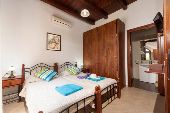 Image No.19-4 Bed Villa for sale