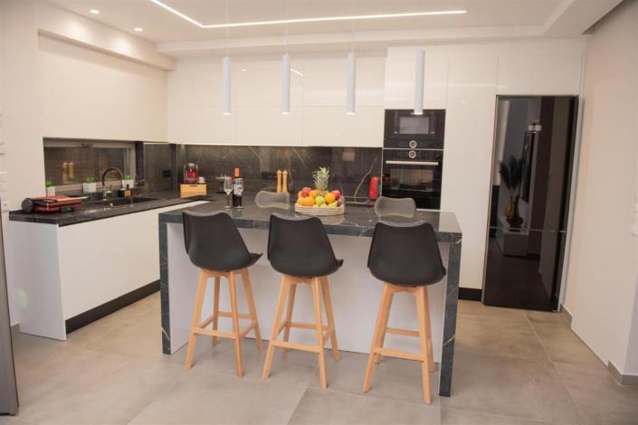 Image No.14-2 Bed Villa for sale