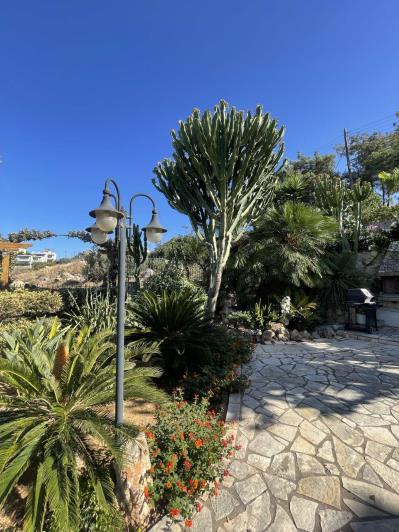 Image No.34-6 Bed Villa for sale