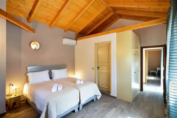 Image No.15-3 Bed Villa for sale