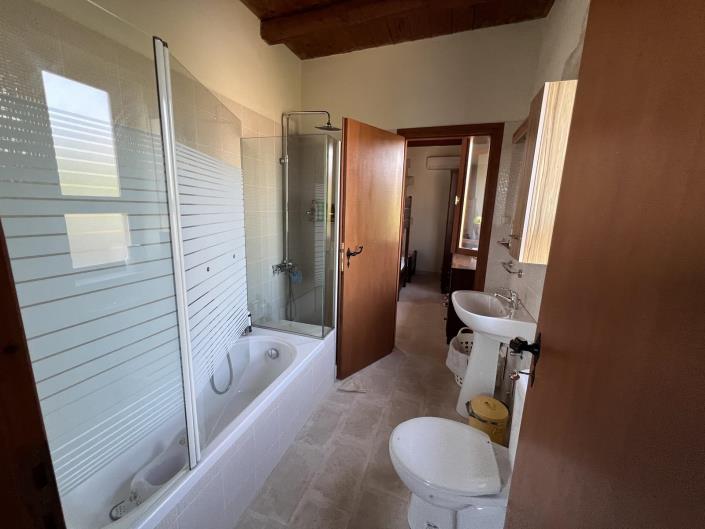 Image No.22-5 Bed Villa for sale