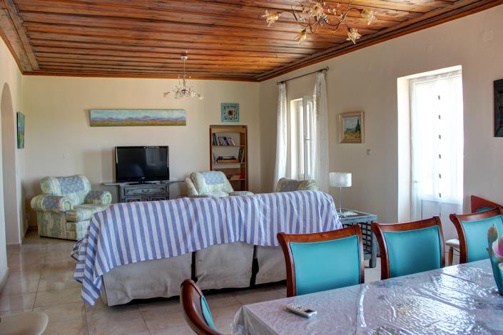 Image No.8-6 Bed House for sale