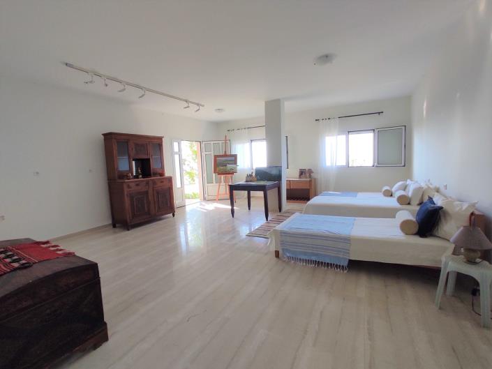 Image No.2-5 Bed Villa for sale