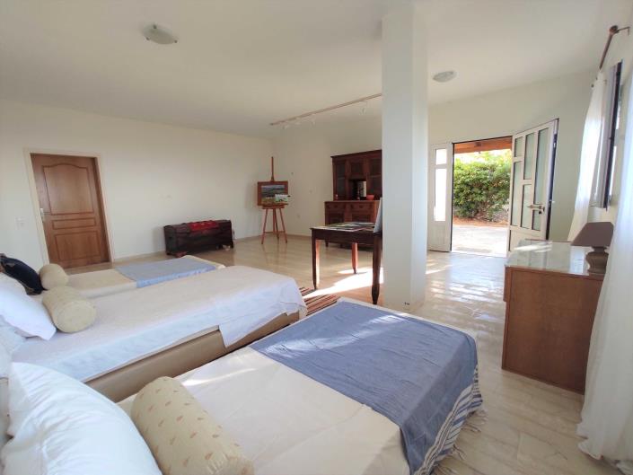 Image No.3-5 Bed Villa for sale