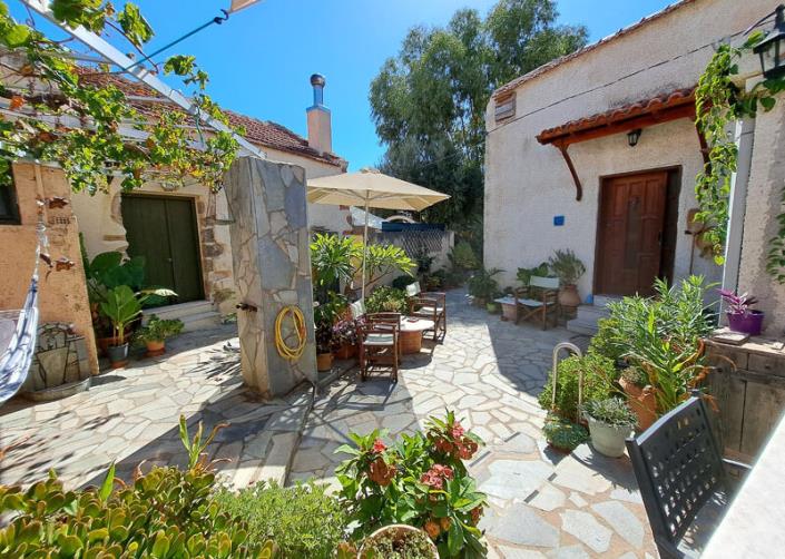 Image No.6-3 Bed House for sale