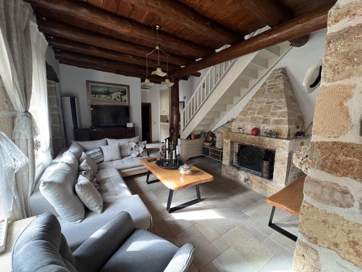 Image No.6-3 Bed House for sale