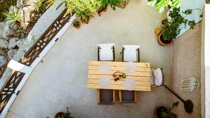 Image No.31-2 Bed Maisonette for sale