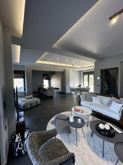 Image No.3-3 Bed Villa for sale