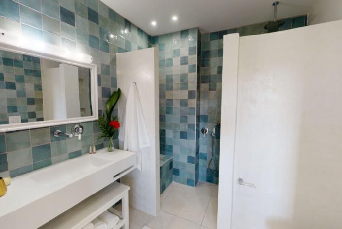 Image No.9-3 Bed Villa for sale