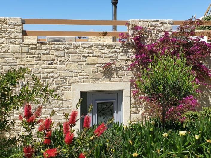 Image No.8-2 Bed Villa for sale