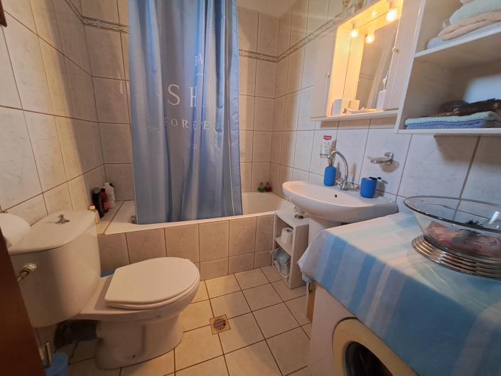 Image No.20-2 Bed Apartment for sale