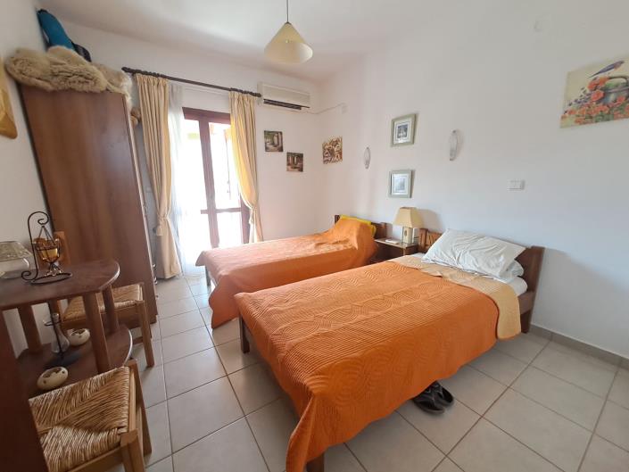 Image No.28-2 Bed Apartment for sale