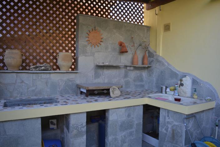 Image No.8-5 Bed House for sale