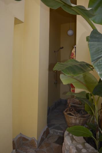 Image No.15-5 Bed House for sale