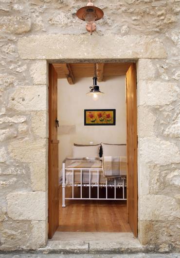 Image No.16-4 Bed House for sale