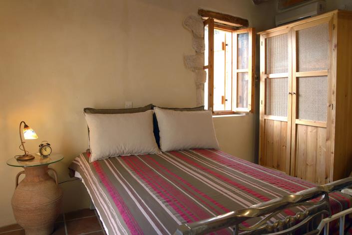 Image No.18-4 Bed House for sale