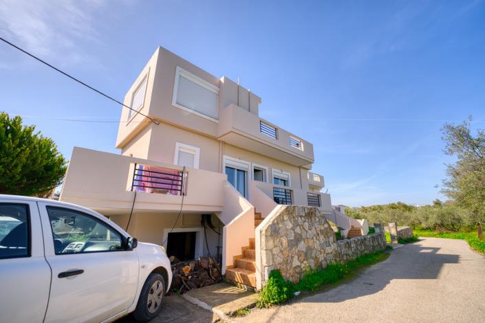 Image No.17-4 Bed Maisonette for sale