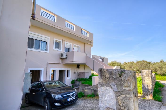 Image No.18-4 Bed Maisonette for sale