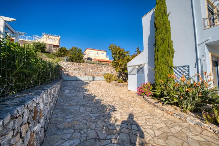 Image No.7-3 Bed Villa for sale