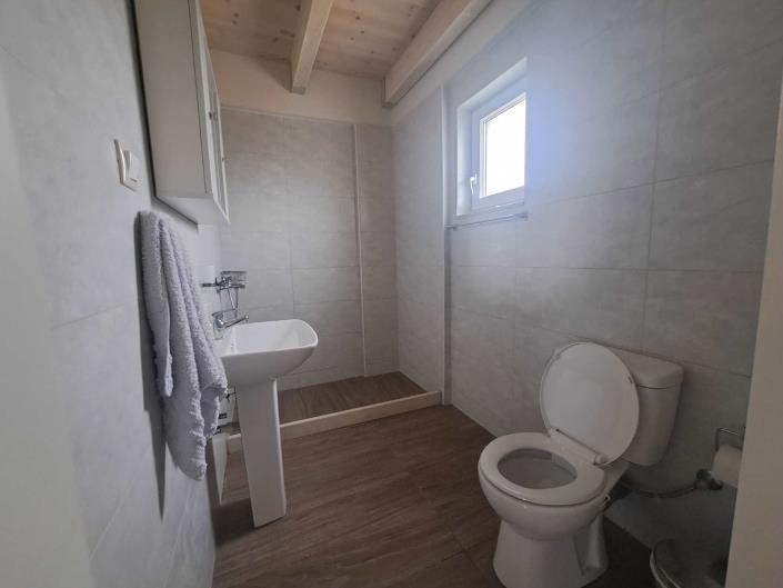 Image No.8-2 Bed House/Villa for sale