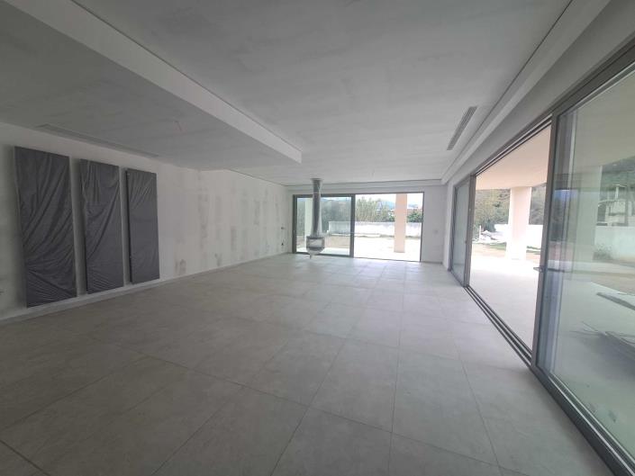 Image No.4-5 Bed Villa for sale