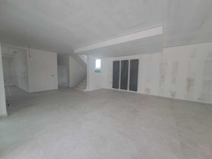 Image No.5-5 Bed Villa for sale