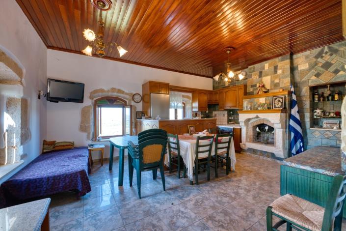 Image No.14-2 Bed House for sale