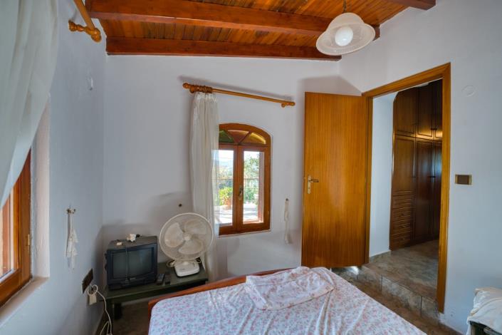 Image No.20-2 Bed House for sale