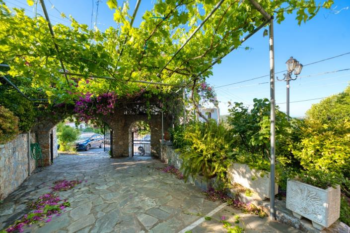 Image No.22-2 Bed House for sale