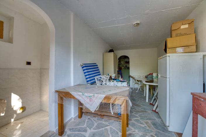 Image No.32-2 Bed House for sale