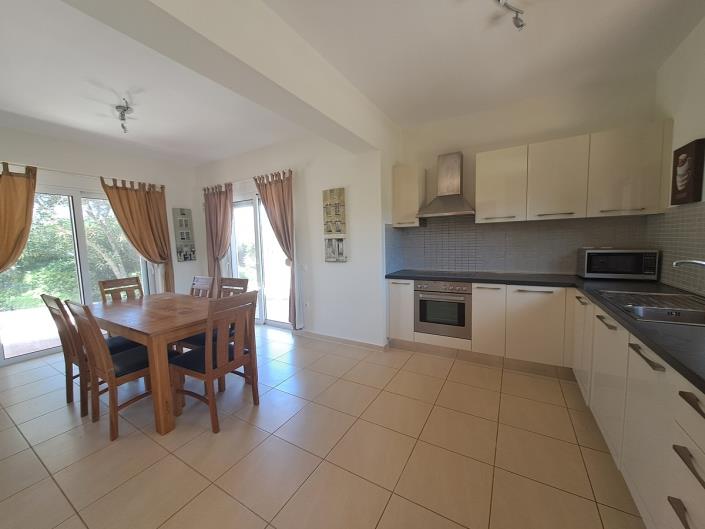 Image No.28-3 Bed Villa for sale