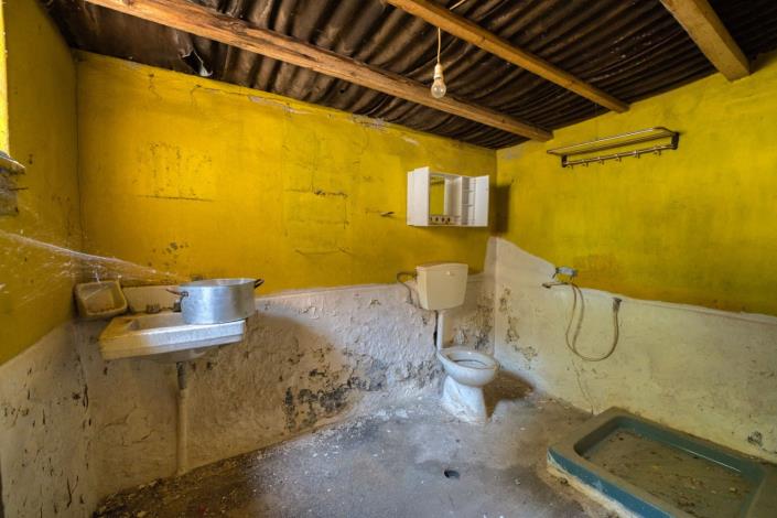 Image No.17-House for sale