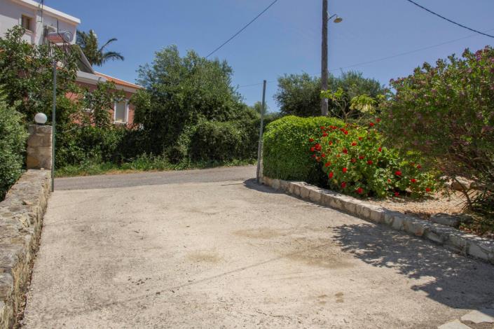 Image No.32-2 Bed House for sale