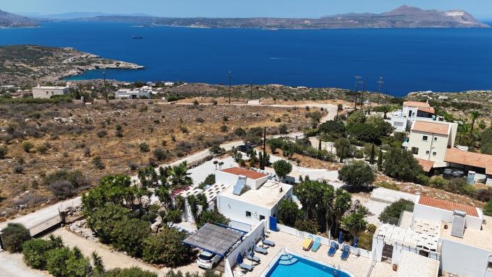 Image No.1-2 Bed Villa for sale