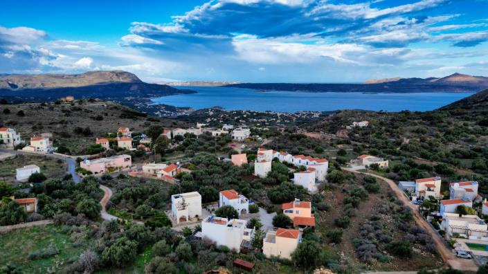 Image No.3-1 Bed House for sale