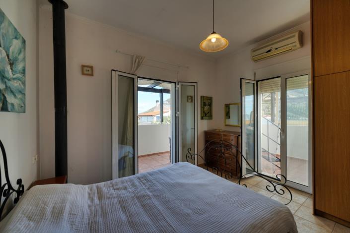 Image No.13-1 Bed House for sale