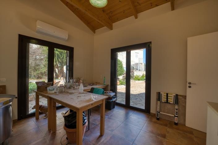 Image No.15-2 Bed House for sale