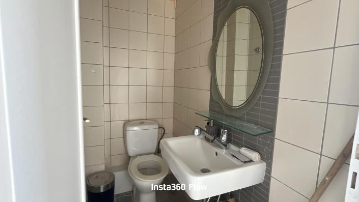 Image No.24-3 Bed Apartment for sale