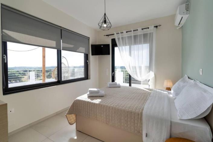 Image No.7-3 Bed Villa for sale