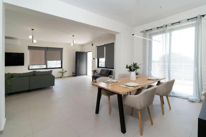 Image No.30-3 Bed Villa for sale