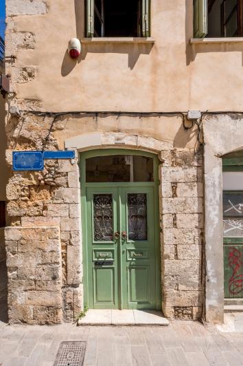 Image No.6-2 Bed House for sale