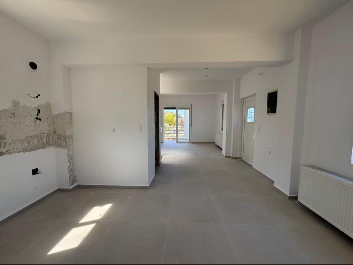 Image No.16-3 Bed House for sale