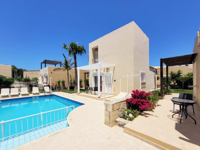 Image No.21-2 Bed Villa for sale